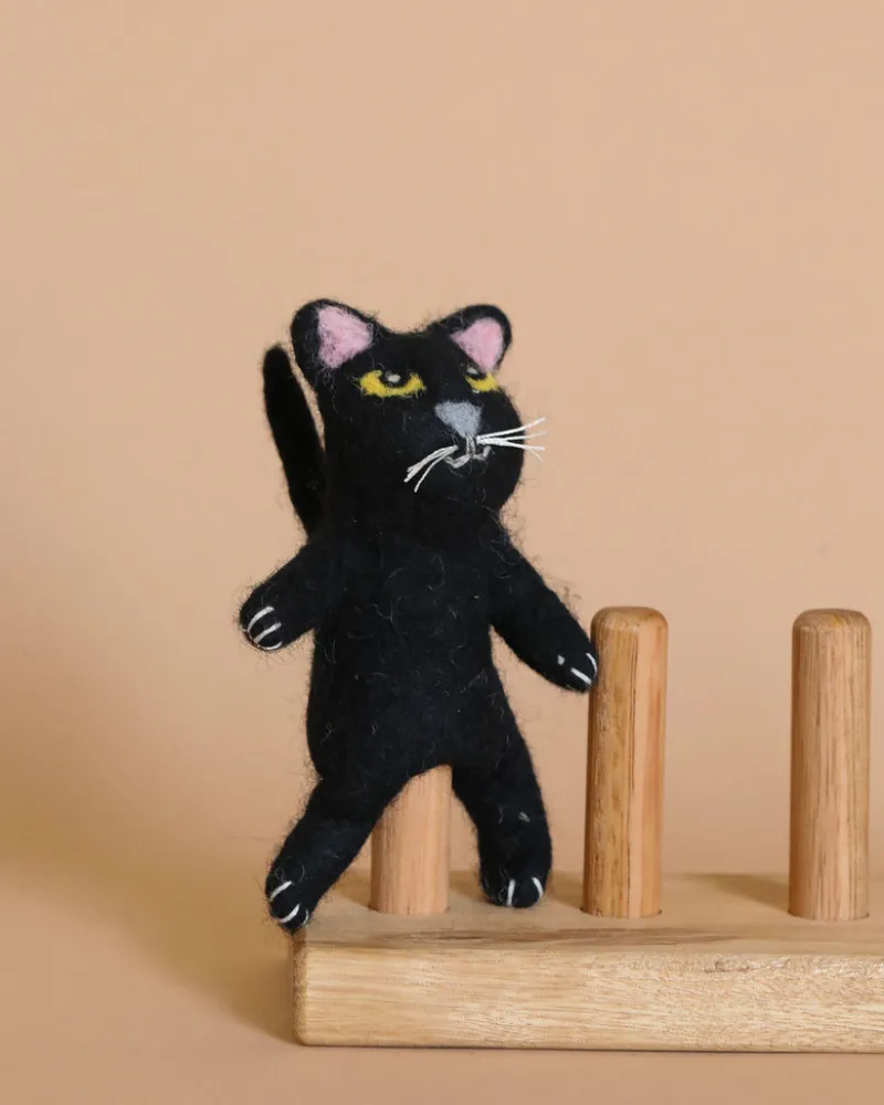 Black Cat Finger Puppet>Deer Harbour Design Online