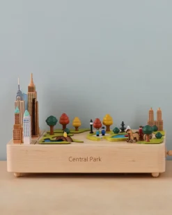 Central Park Wooden Music Box>Wooderful Life New