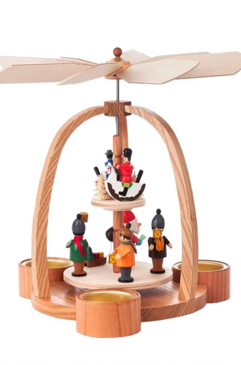 Two Tier Christmas Pyramid>Christian Ulbricht New