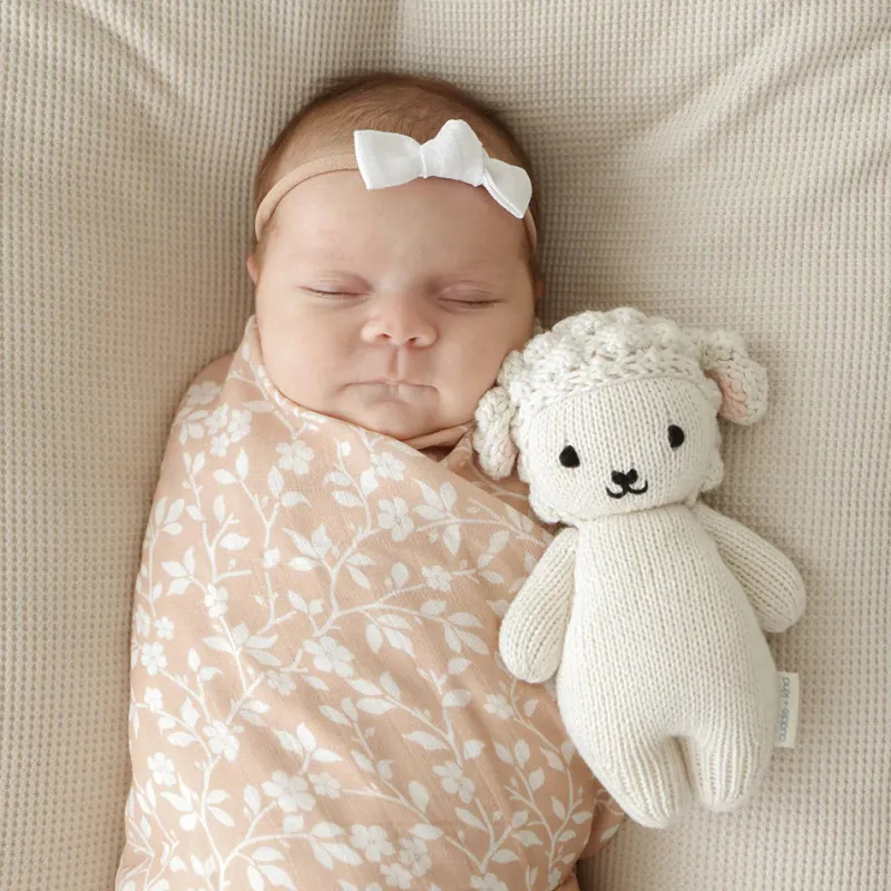 Baby Lamb>Cuddle + Kind Best