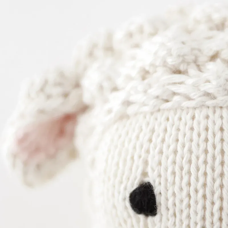 Baby Lamb>Cuddle + Kind Best