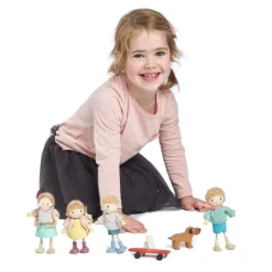 Edward and his Skateboard></noscript>Tender Leaf Toys Best