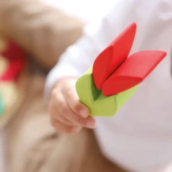 Grimm's Lara Circle Flower Building Set><noscript><img width=