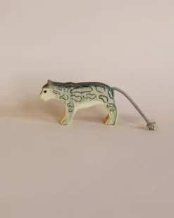 Handmade Snow Leopard>Holzwald Online