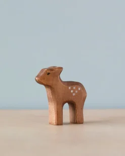 Handmade Standing Fawn></noscript>Holzwald Hot