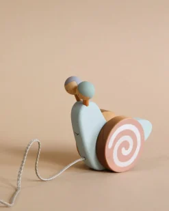 Handmade Pull Along Snail Toy>Friendly toys Online