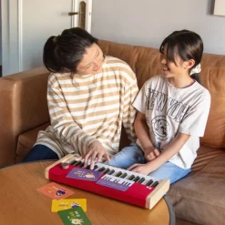 Piano></noscript>Loog Sale