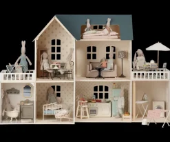 Dollhouse><noscript><img width=
