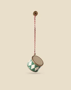 Metal Ornament, Small Drum - Dark Green>Maileg Outlet