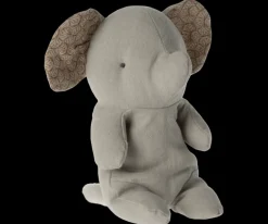 Small Elephant><noscript><img width=