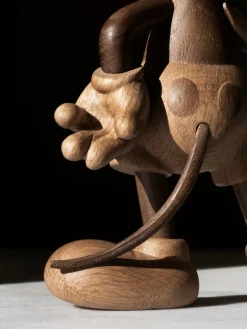 Mickey Mouse, Oak></noscript>Boyhood Best