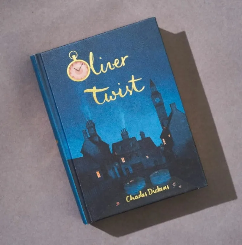 Oliver Twist | Dickens | Collector's Edition | Hardcover Book>Marble City Press Fashion