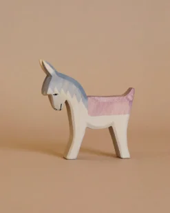 Mary on Donkey></noscript>Ostheimer Fashion