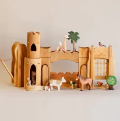 Portcullis><noscript><img width=