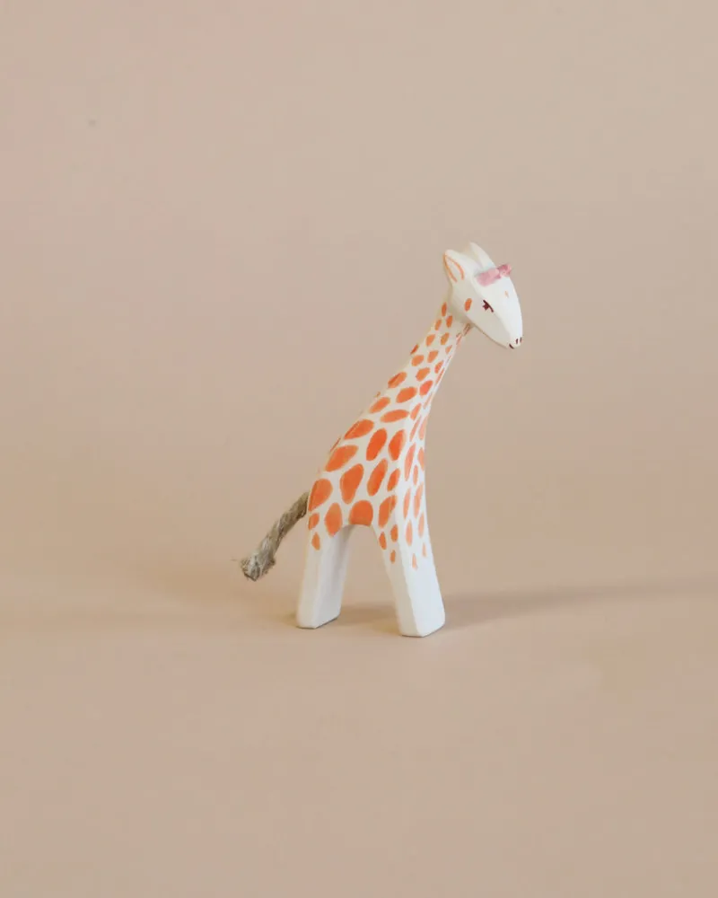 Small Giraffe - Head Low>Ostheimer New