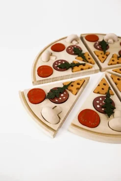 Wooden Pizza><noscript><img width=