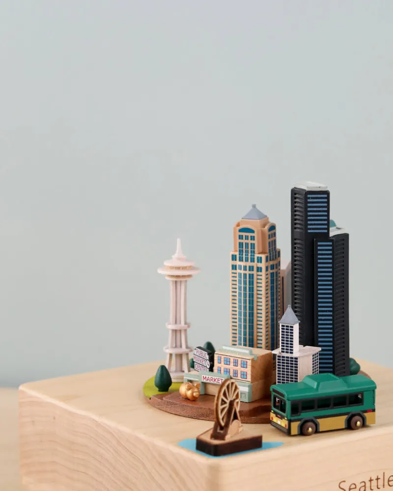 Seattle Wooden Music Box>Wooderful Life New