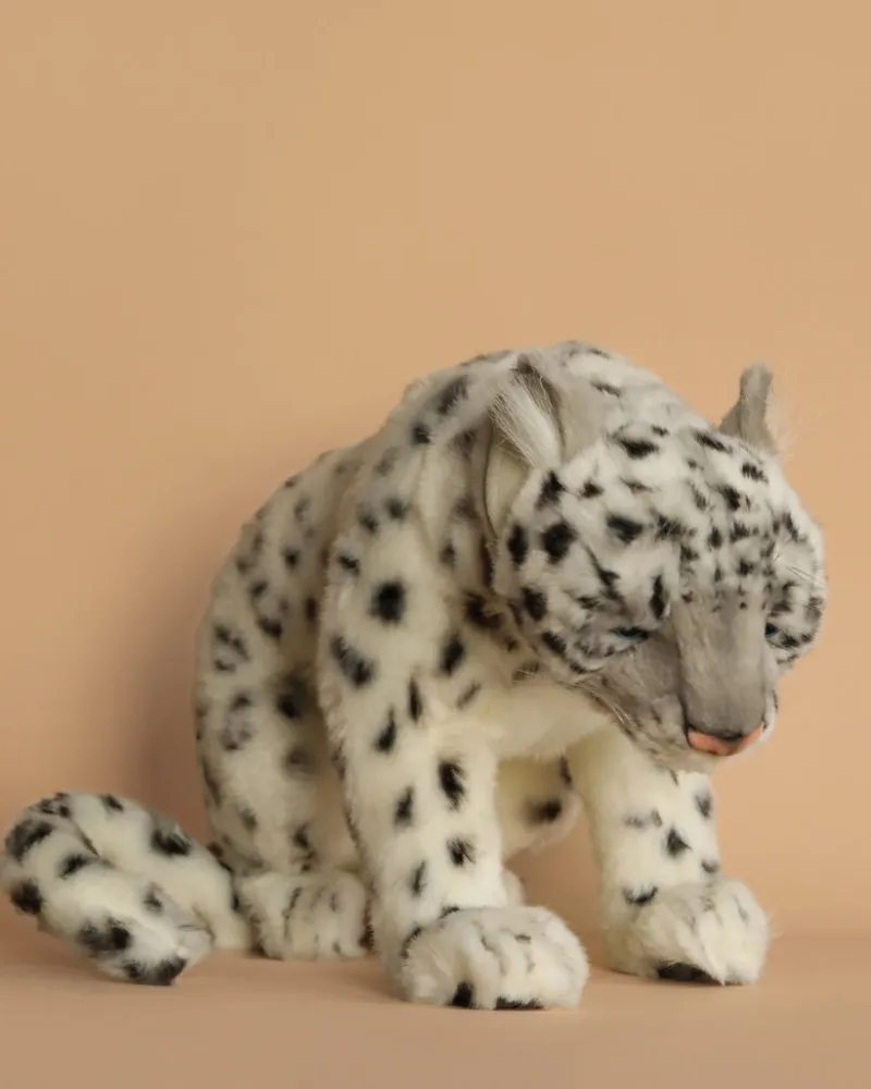 Sitting Snow Leopard Stuffed Animal>Hansa Online