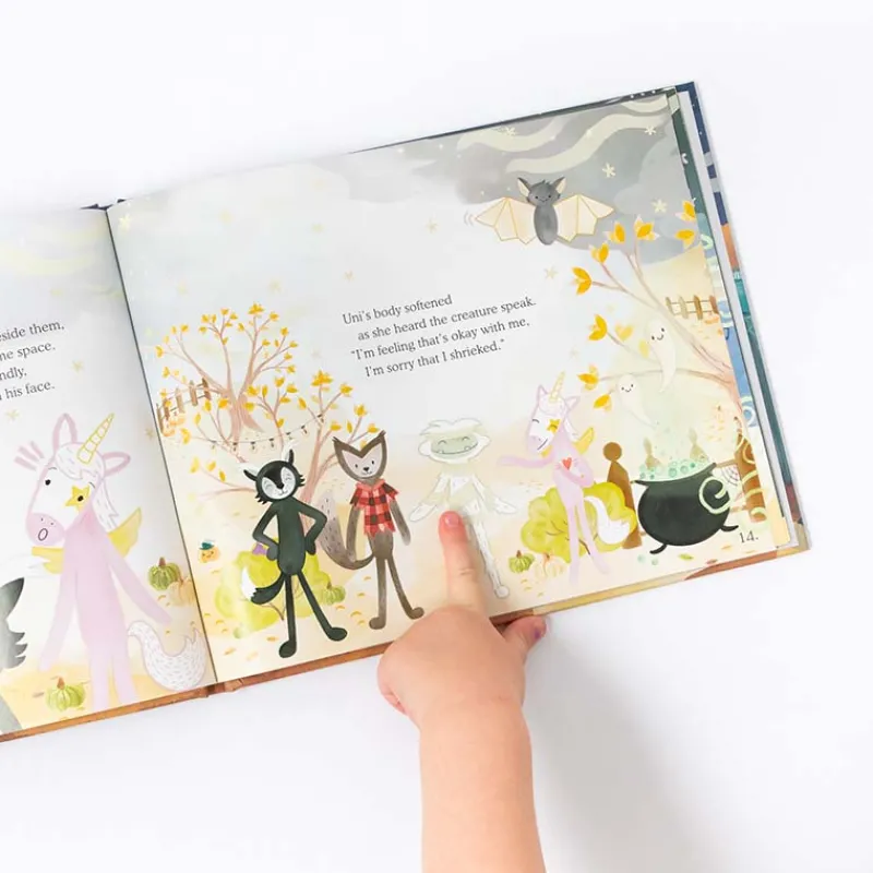 "Halloween Fright" Hardcover Book>Slumberkins Fashion