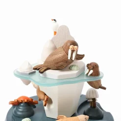 Wooden Arctic Music Box><noscript><img width=