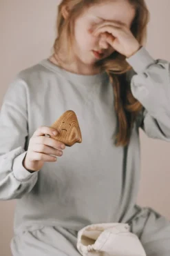 Wooden Ghost Emotions><noscript><img width=