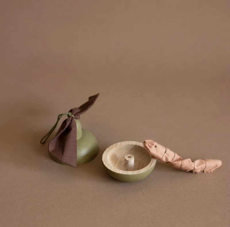 Wooden Pear & Little Friend>Babai Online