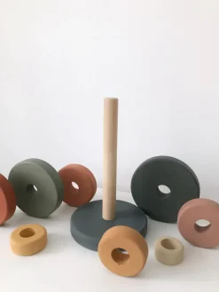 Wooden Pyramid Stacker - Green & Mustard></noscript>SABO concept Best