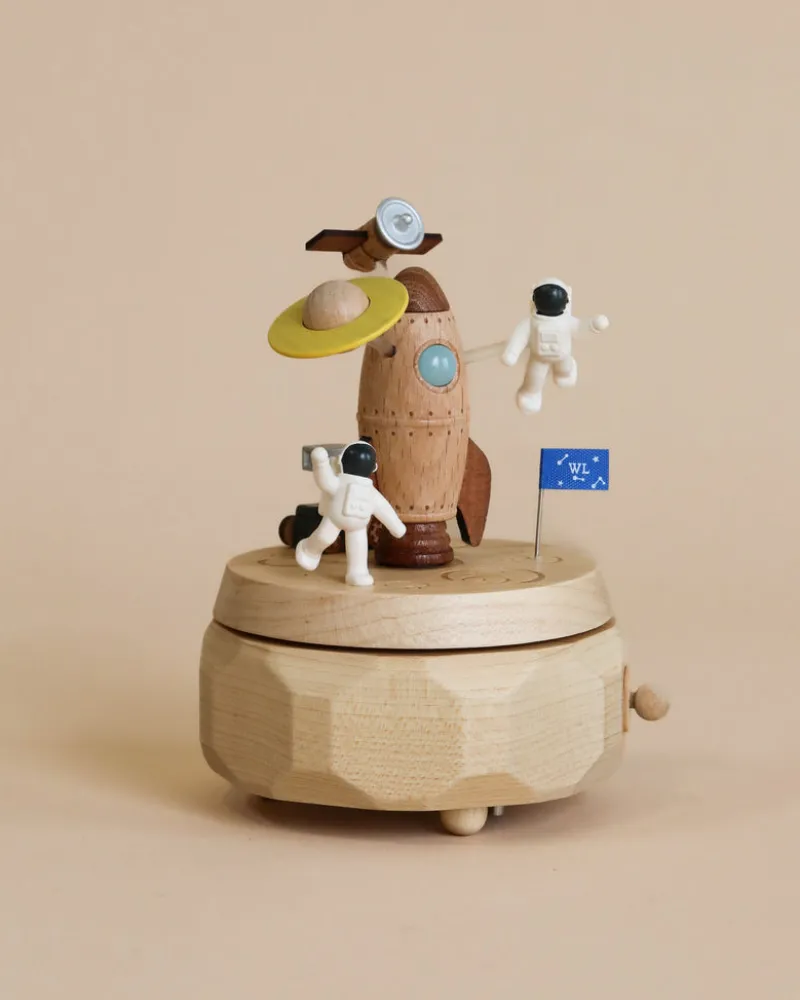 Wooden Spaceship Music Box>Wooderful Life New